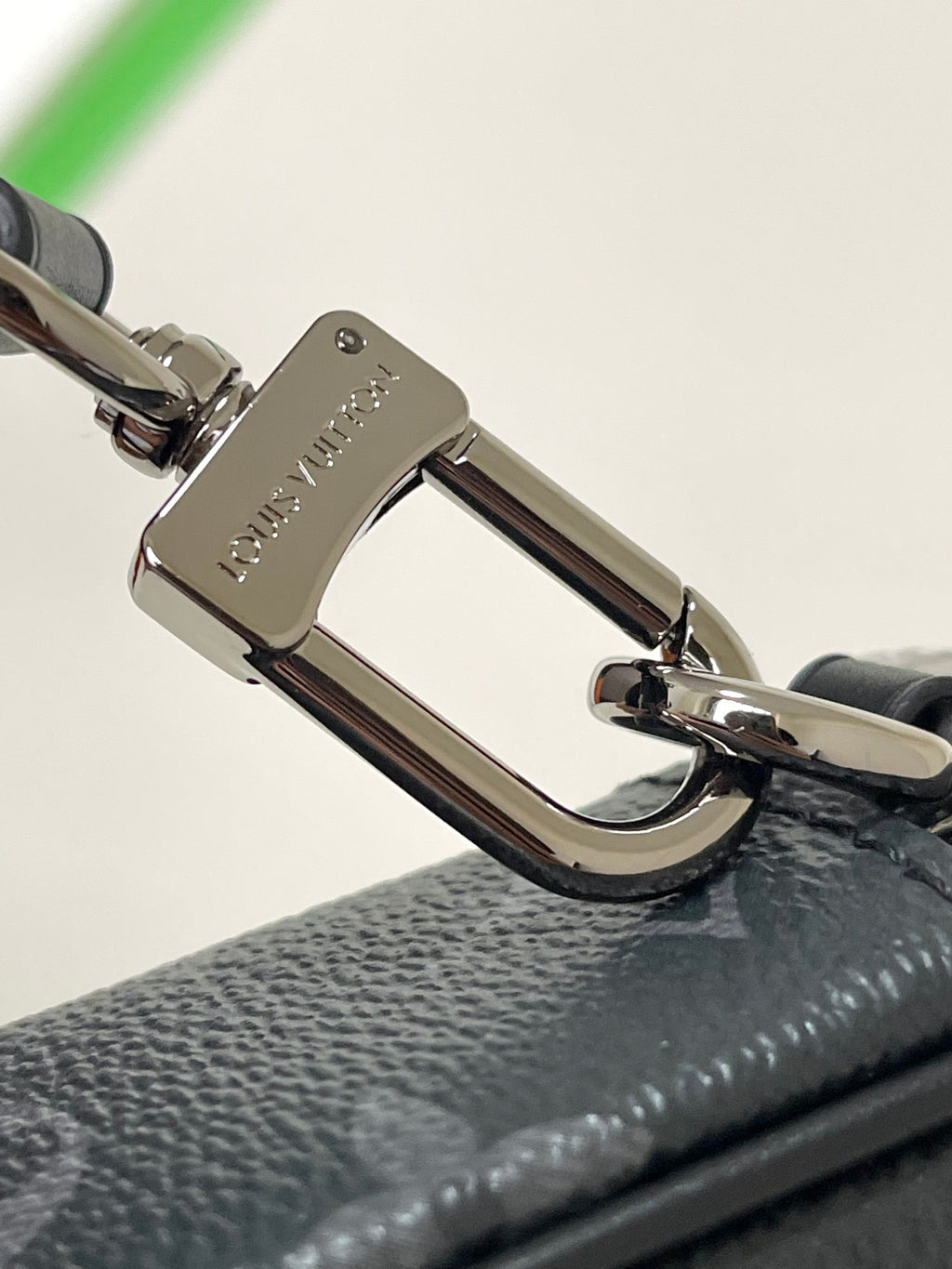 LOUIS VUITTON- LV bag