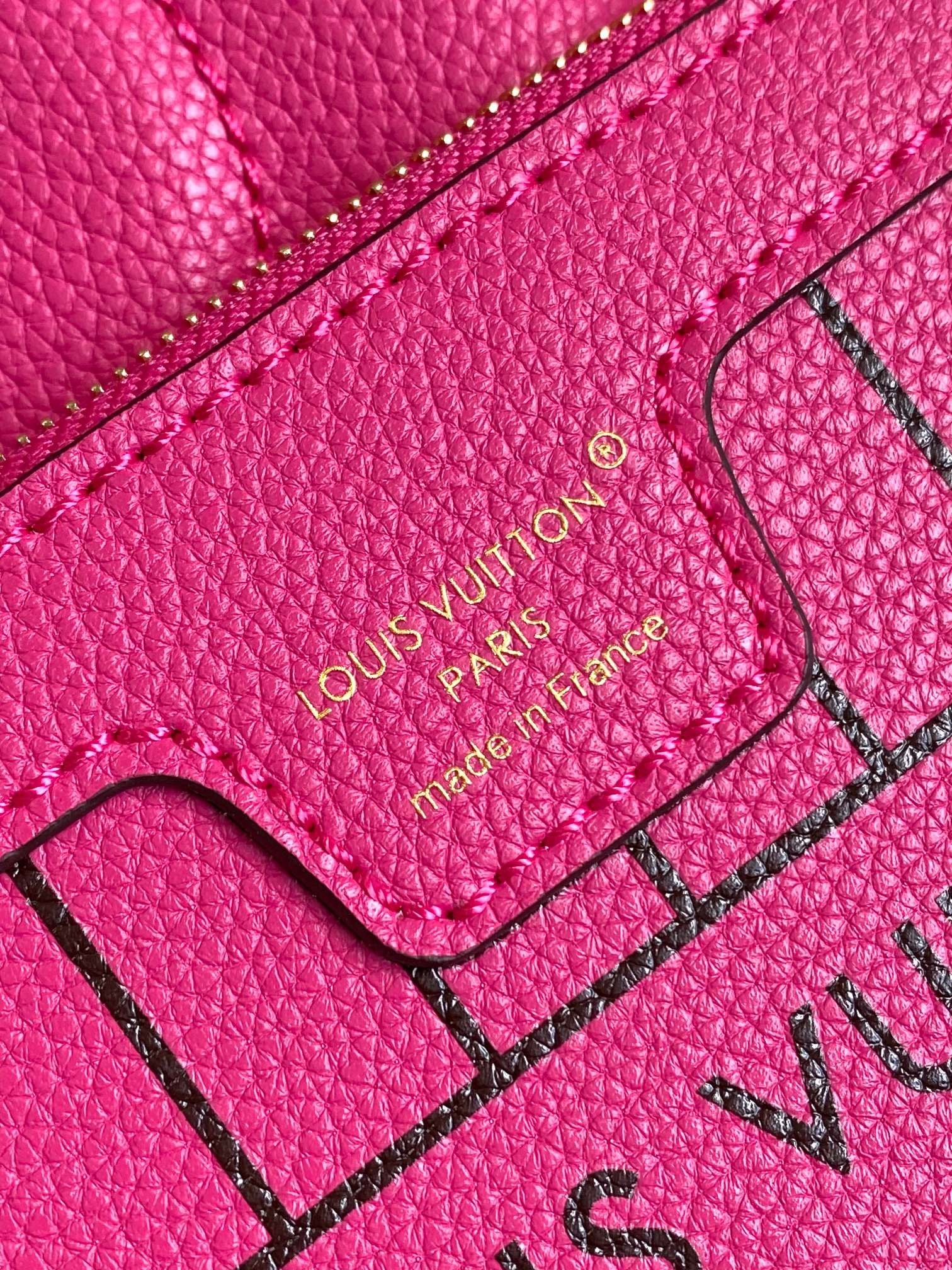 LOUIS VUITTON- LV bag