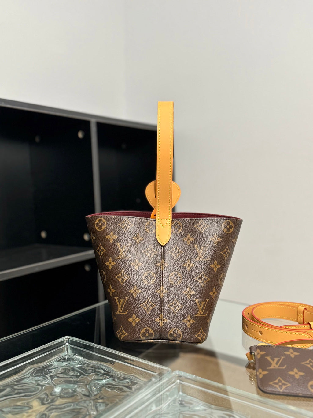 LOUIS VUITTON- LV bag