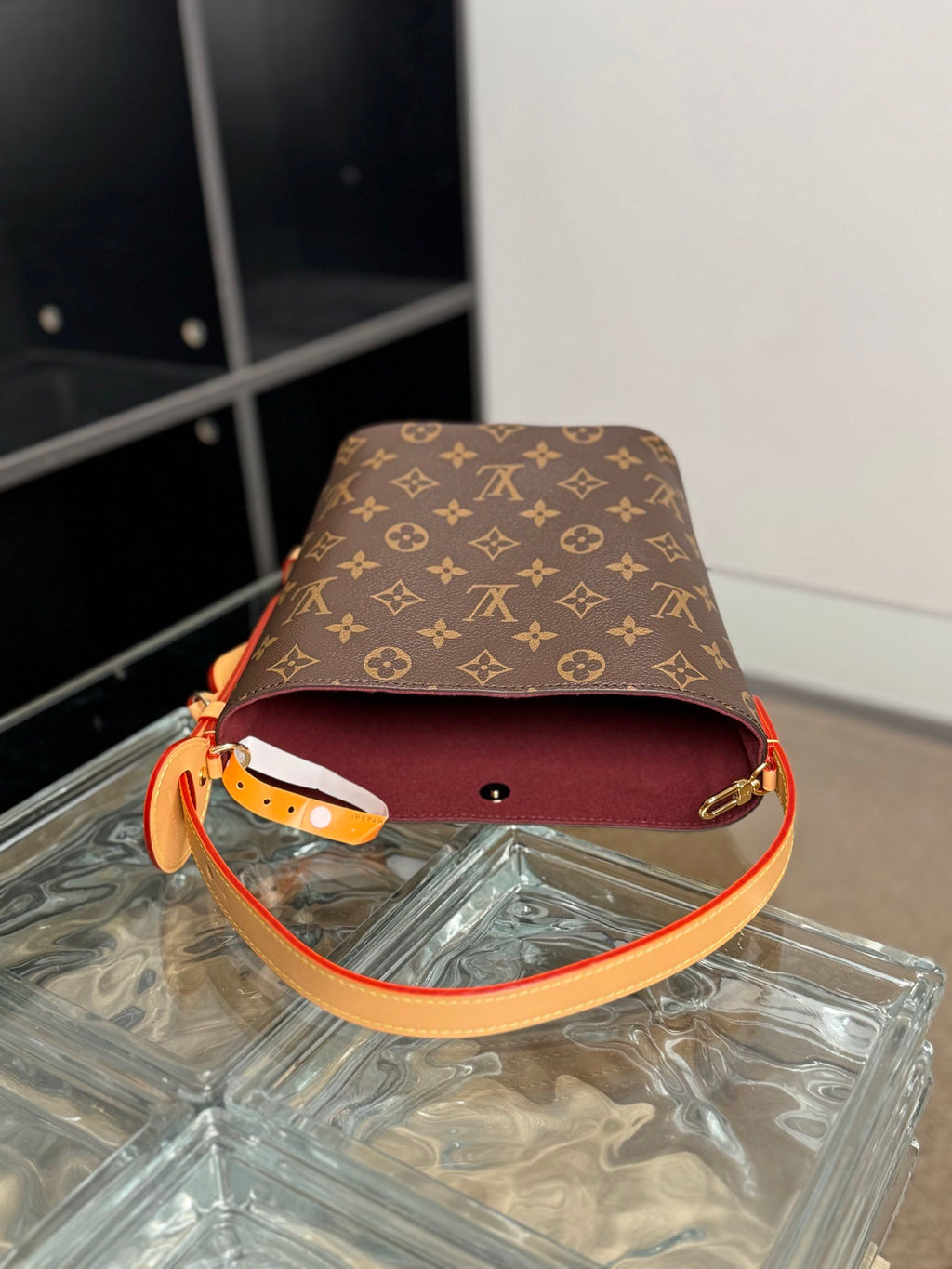 LOUIS VUITTON- LV bag