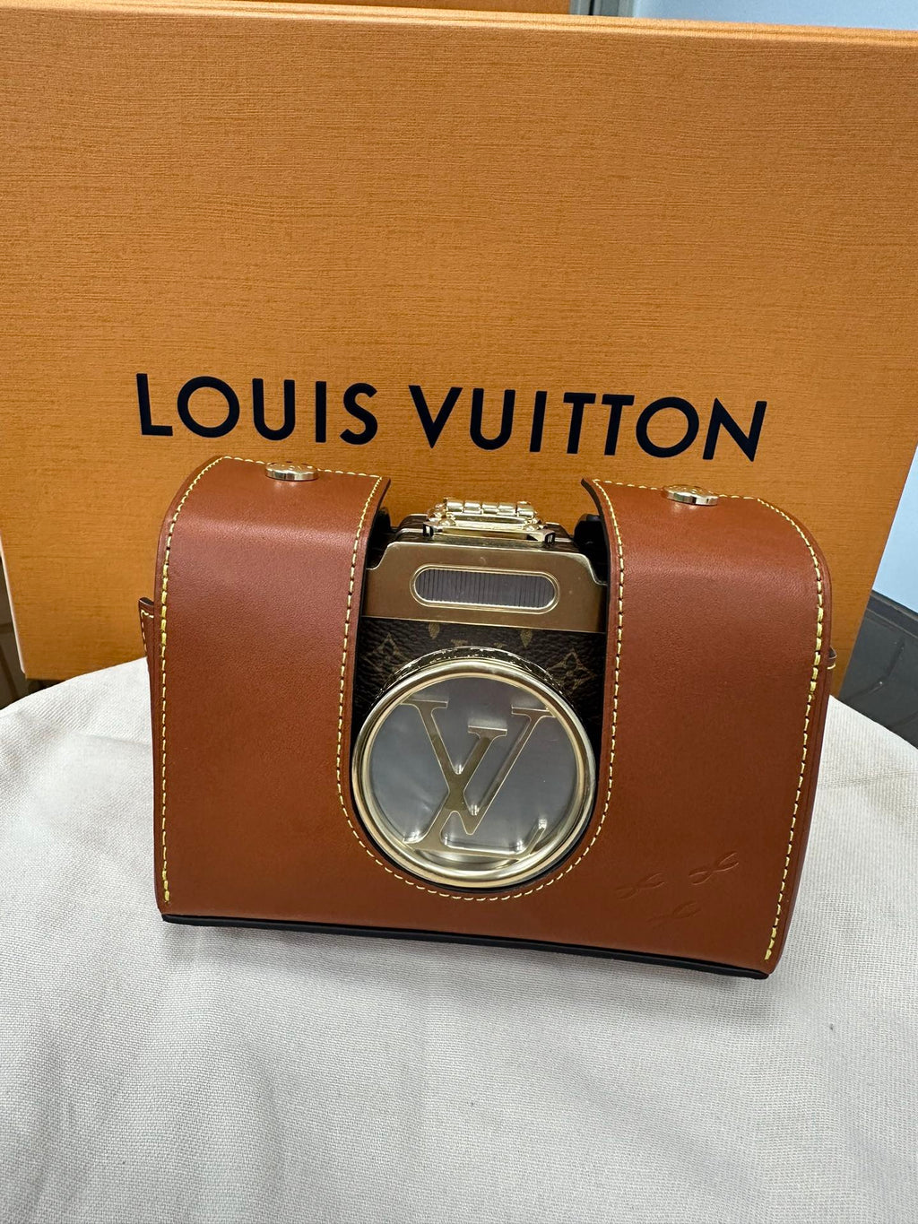 LOUIS VUITTON- LV bag