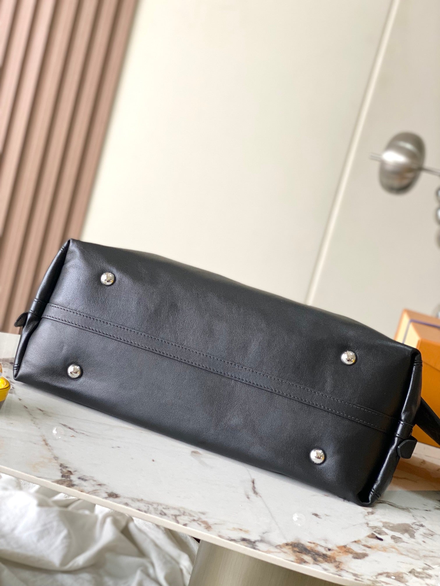 LOUIS VUITTON- LV bag