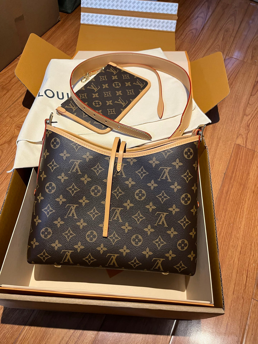 LOUIS VUITTON- LV bag