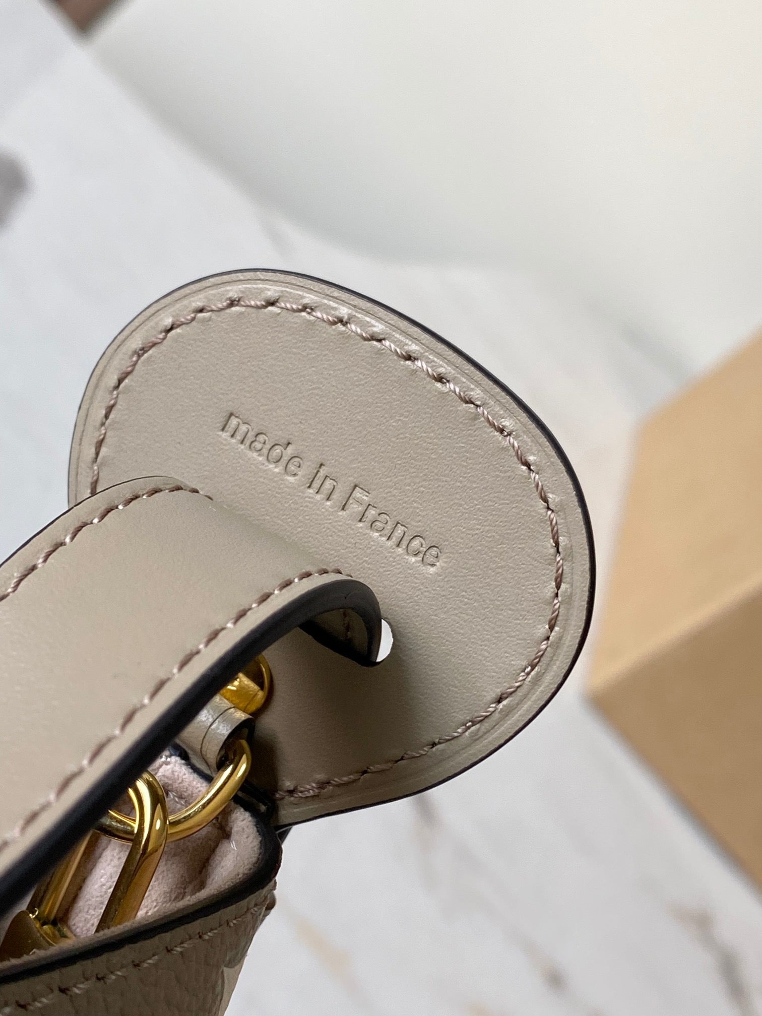 LOUIS VUITTON- LV bag