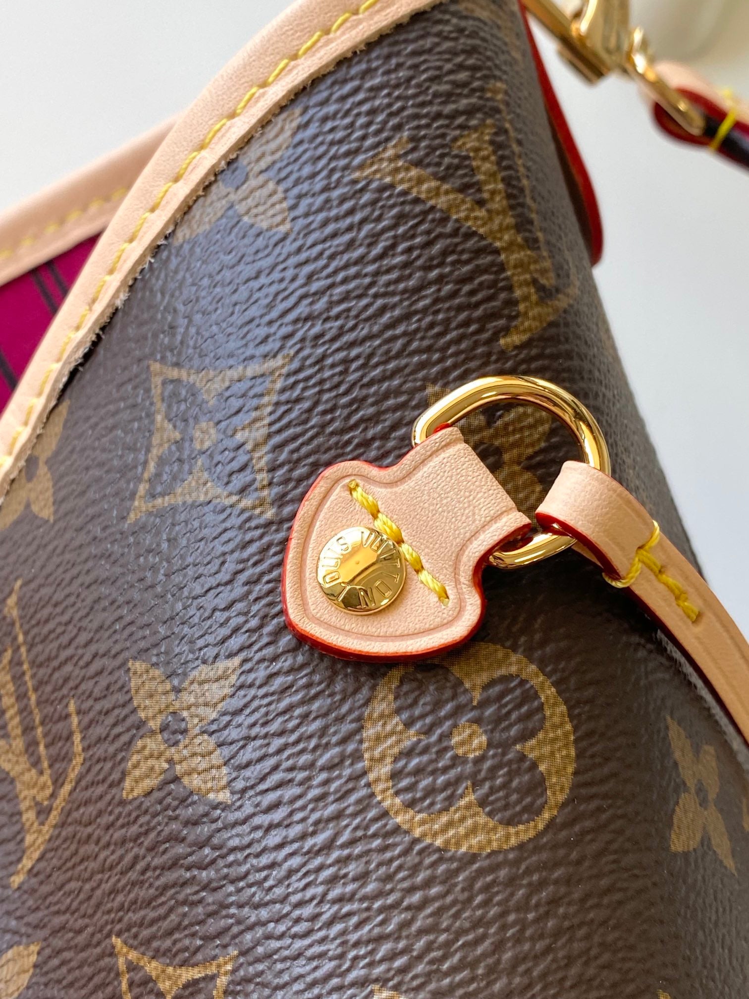 LOUIS VUITTON- LV bag