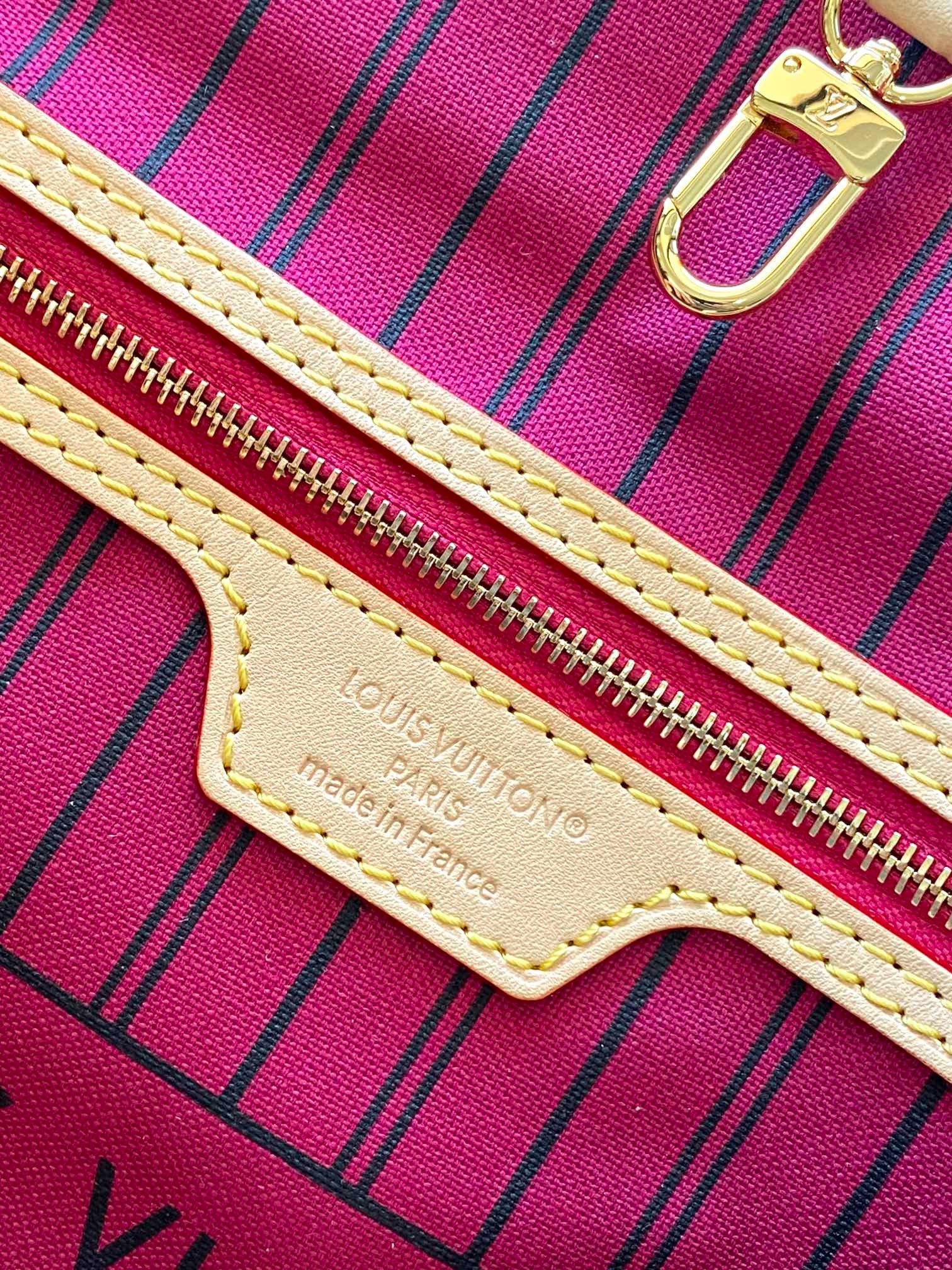 LOUIS VUITTON- LV bag