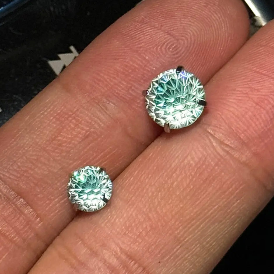 Titanium steel synthetic zircon stud earrings, colorful Moissanite diamond earrings for both men and women