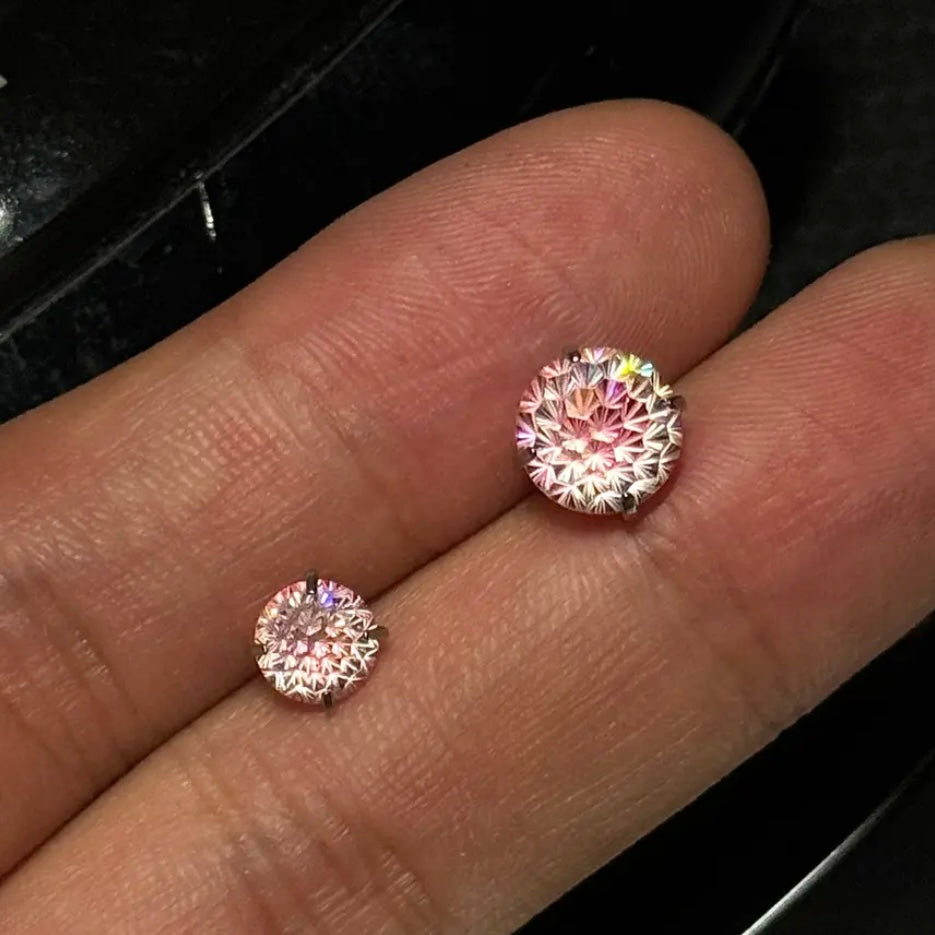 Titanium steel synthetic zircon stud earrings, colorful Moissanite diamond earrings for both men and women