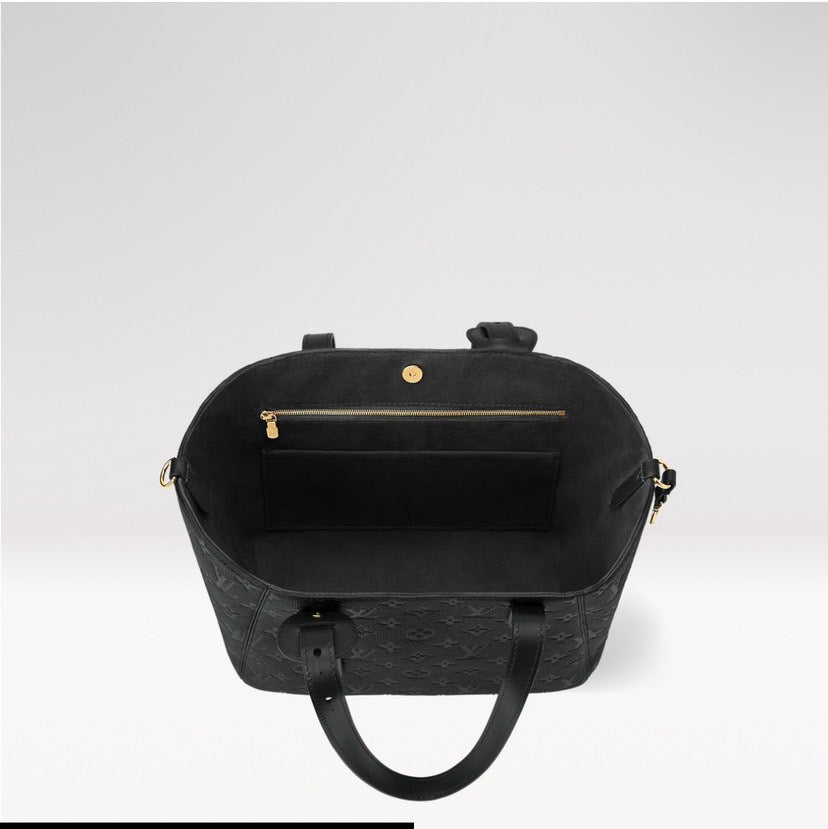 LOUIS VUITTON- LV bag