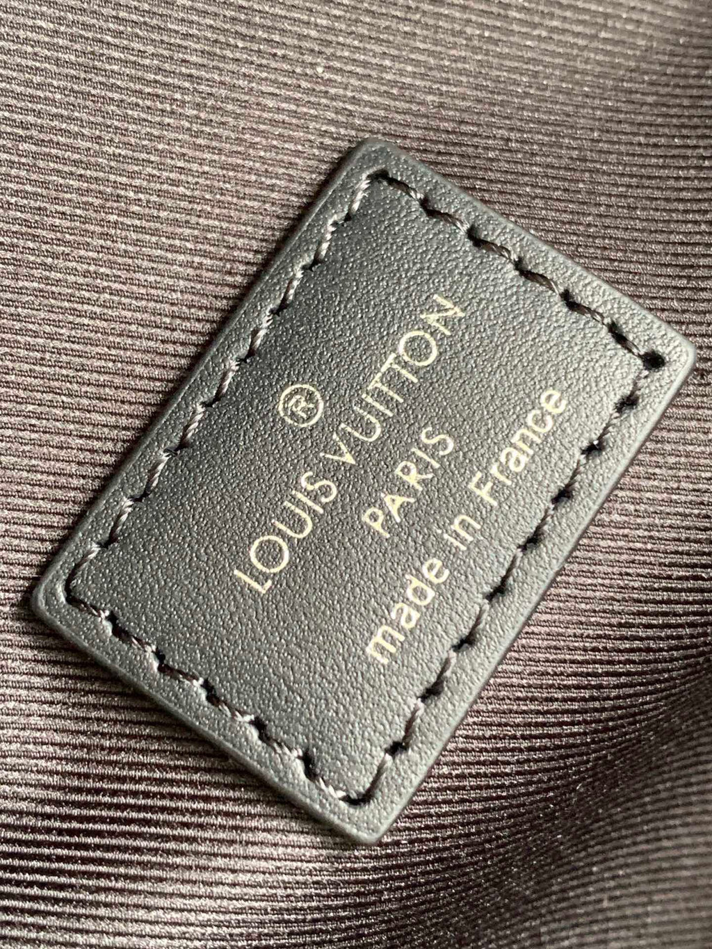 LOUIS VUITTON- LV bag