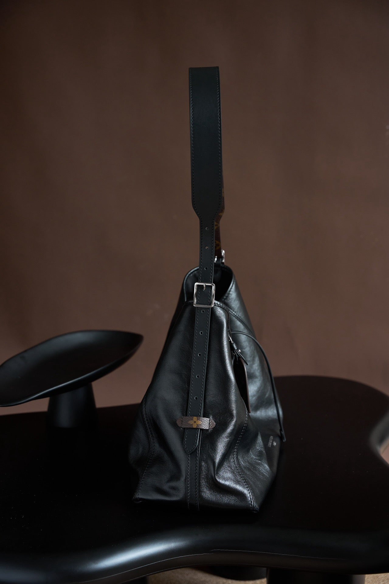 LOUIS VUITTON- LV bag