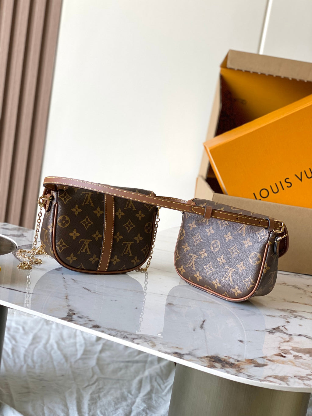 LOUIS VUITTON- LV bag