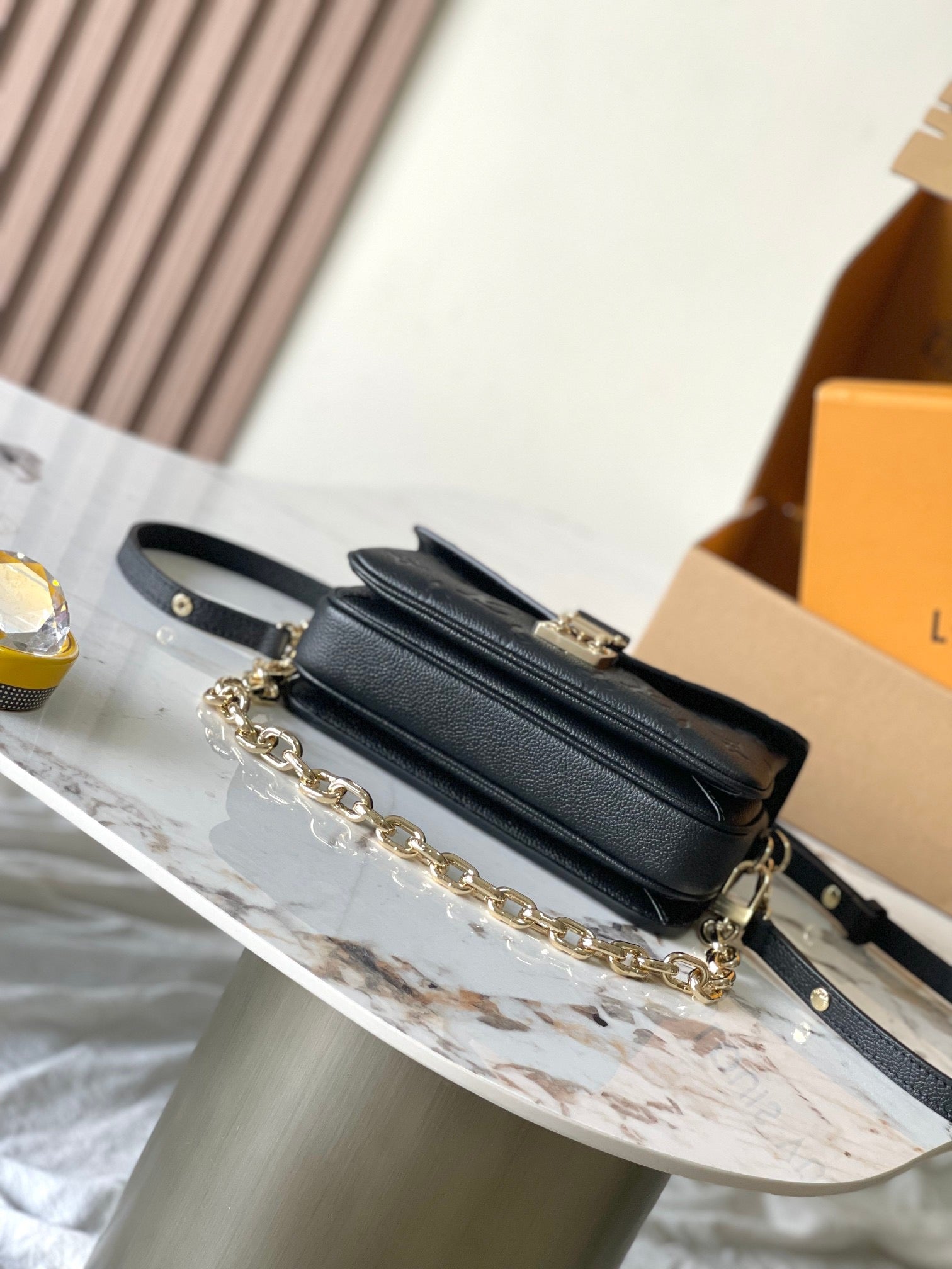 LOUIS VUITTON- LV bag