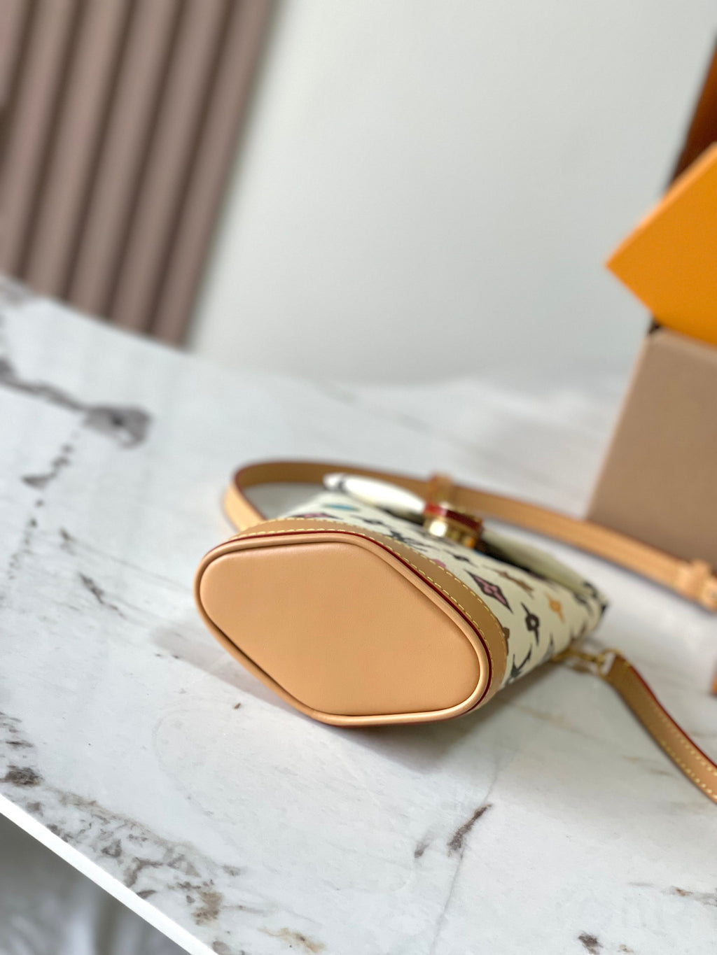 LOUIS VUITTON- LV bag