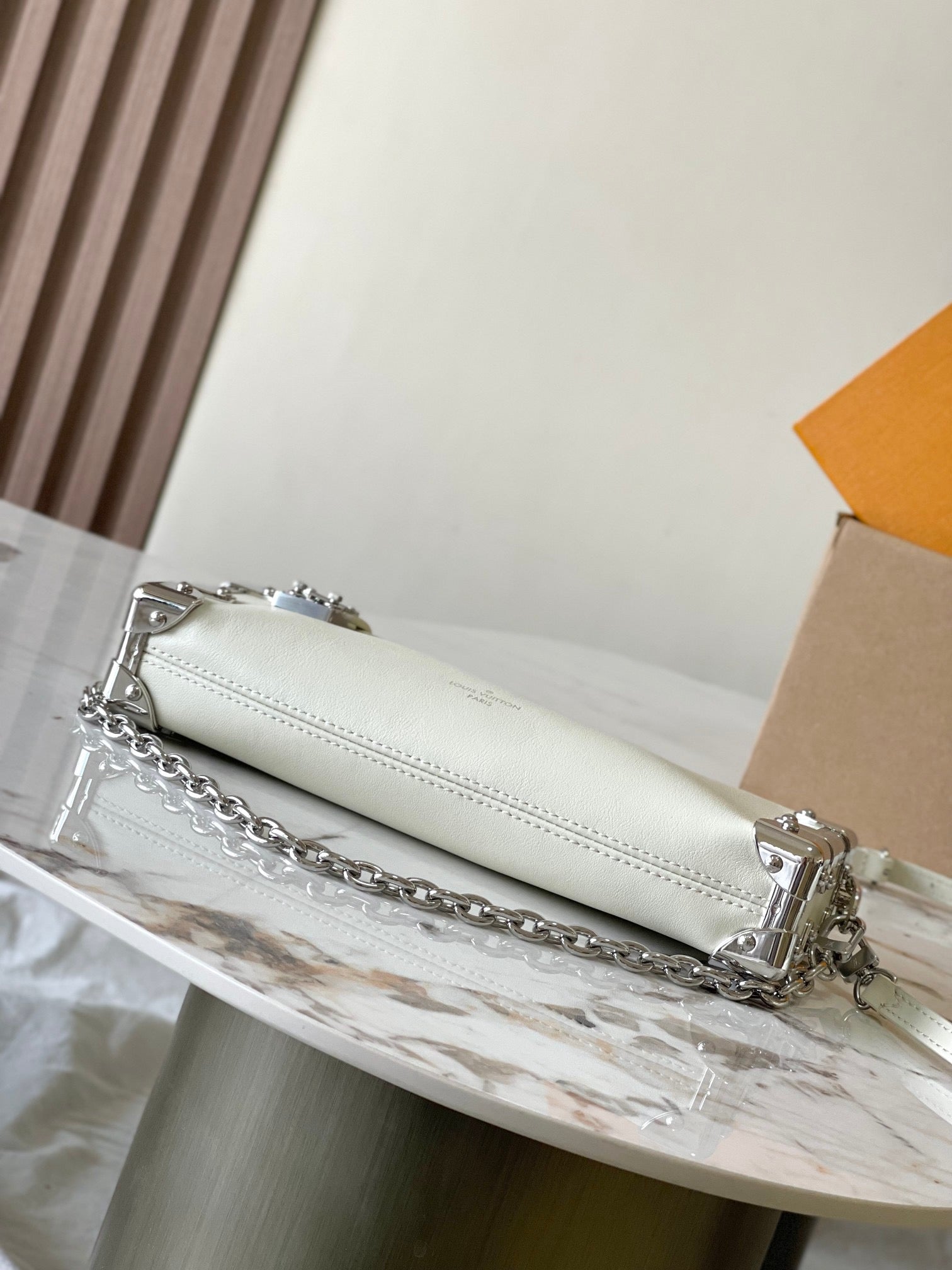 LOUIS VUITTON- LV bag