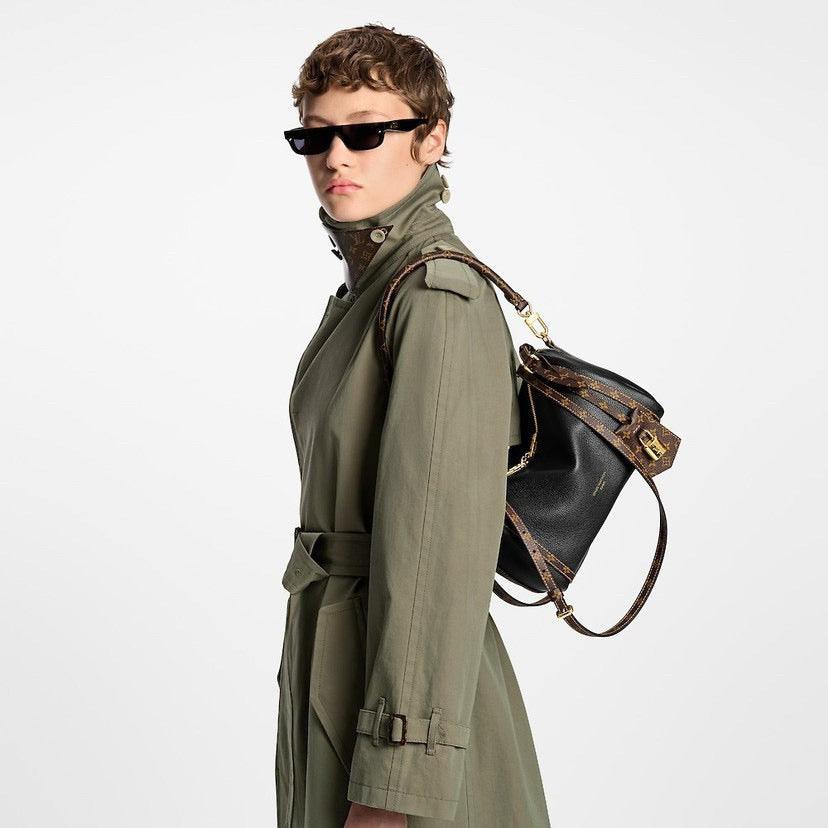 LOUIS VUITTON- LV bag