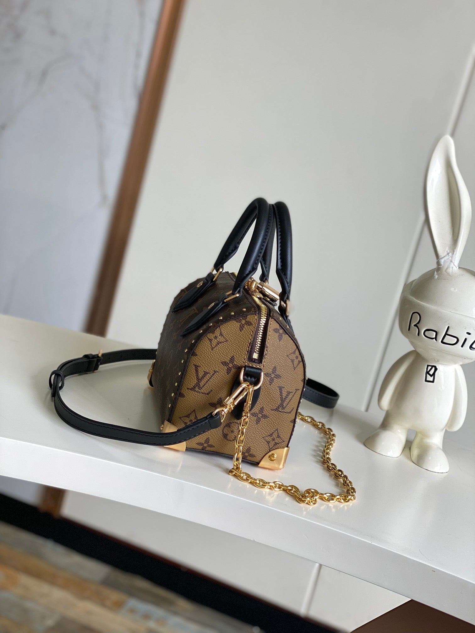 LOUIS VUITTON- LV bag