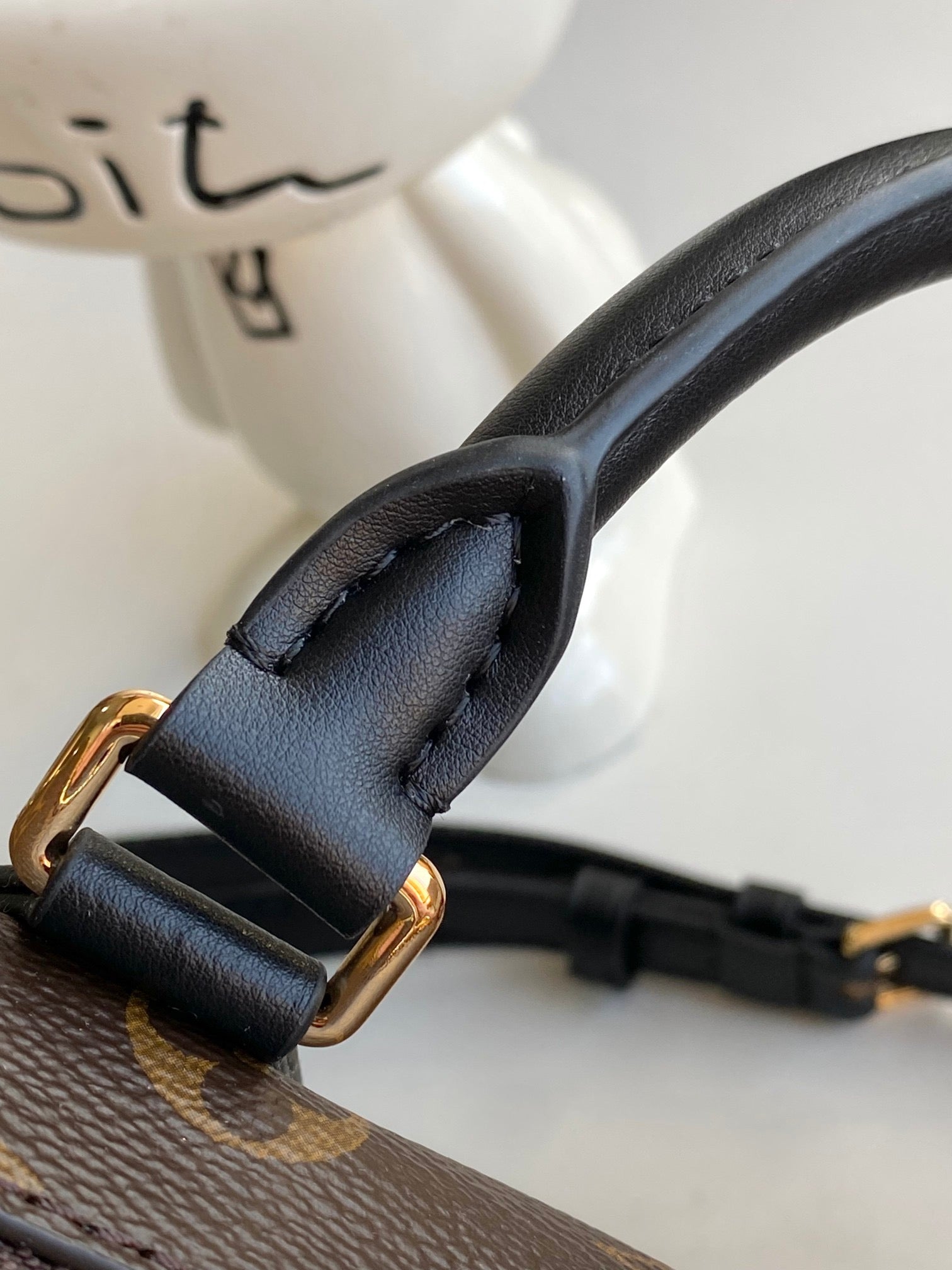 LOUIS VUITTON- LV bag