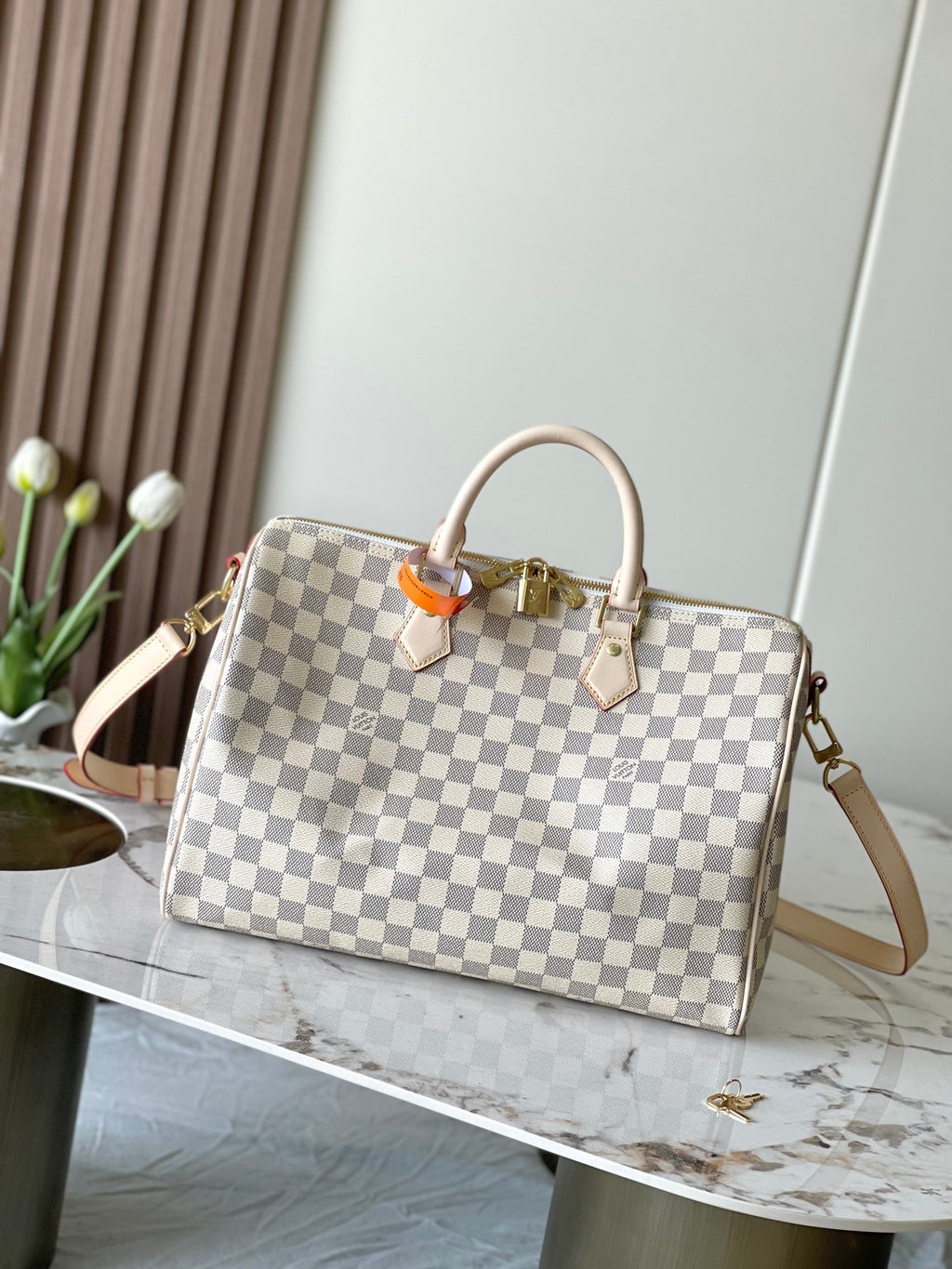 LOUIS VUITTON- LV bag