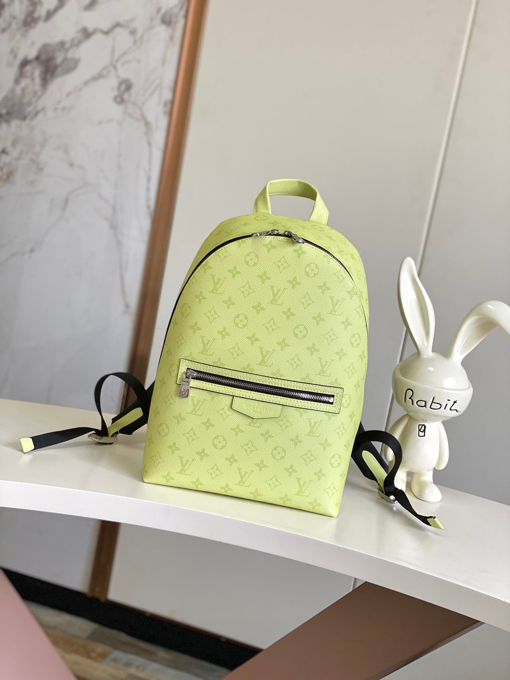 LOUIS VUITTON- LV bag