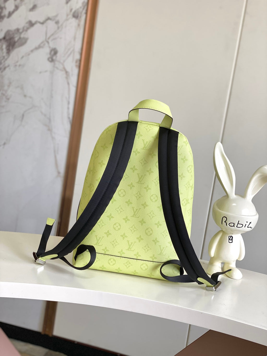 LOUIS VUITTON- LV bag