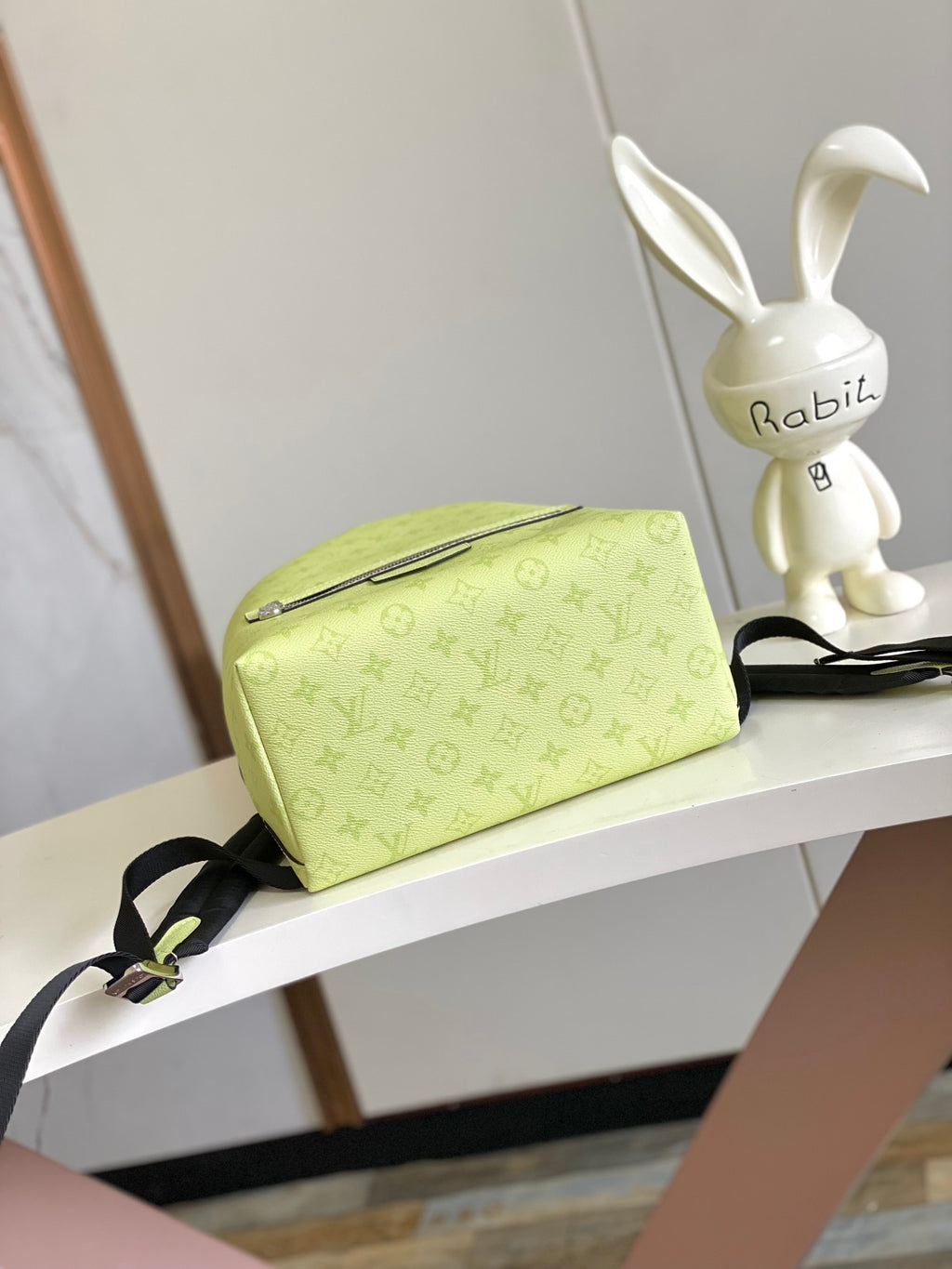 LOUIS VUITTON- LV bag