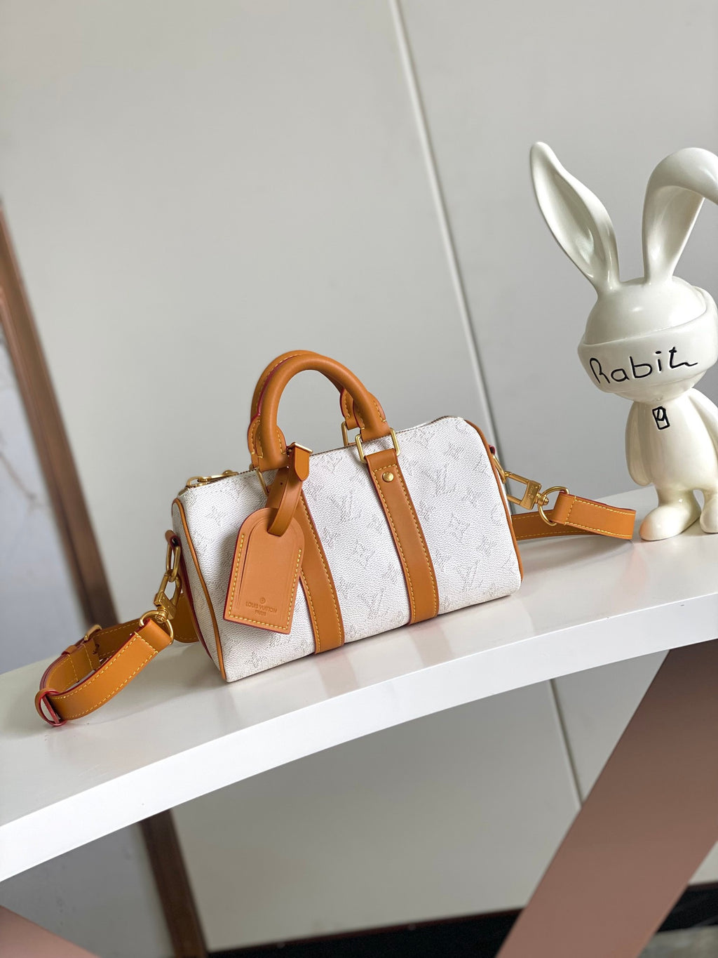 LOUIS VUITTON- LV bag