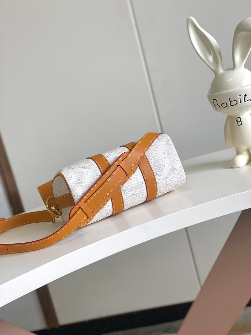 LOUIS VUITTON- LV bag