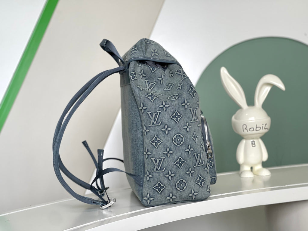 LOUIS VUITTON- LV bag