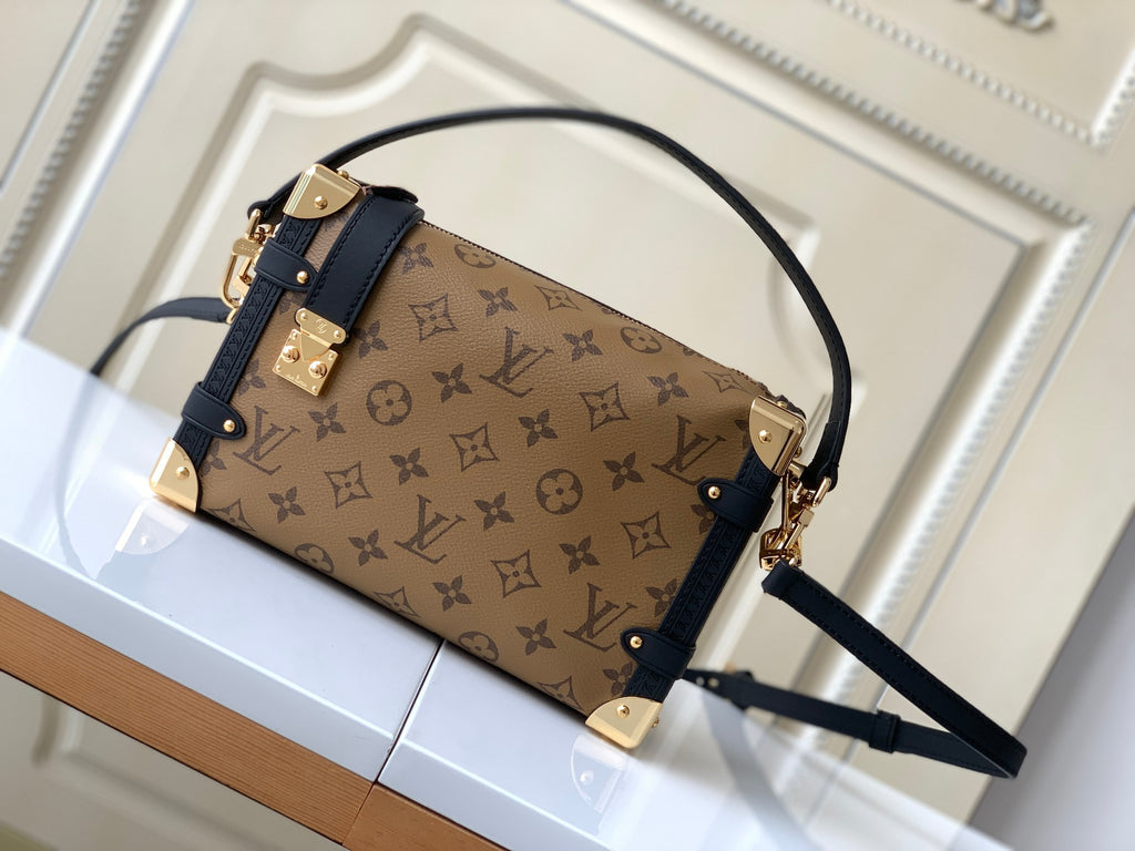 LOUIS VUITTON- LV bag