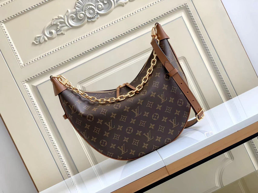 LOUIS VUITTON- LV bag