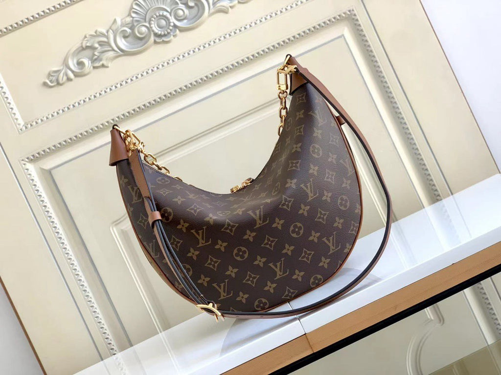 LOUIS VUITTON- LV bag