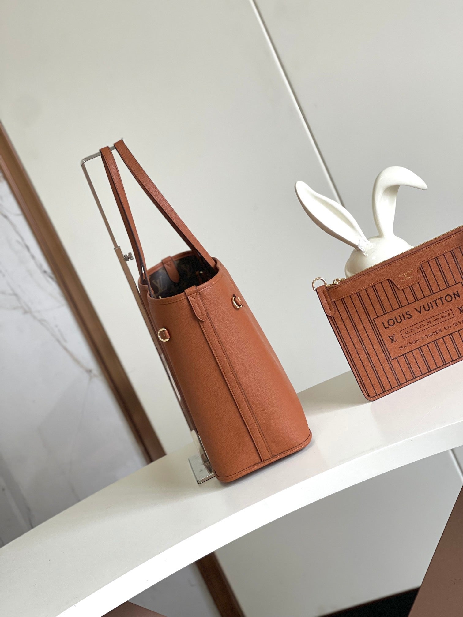 LOUIS VUITTON- LV bag