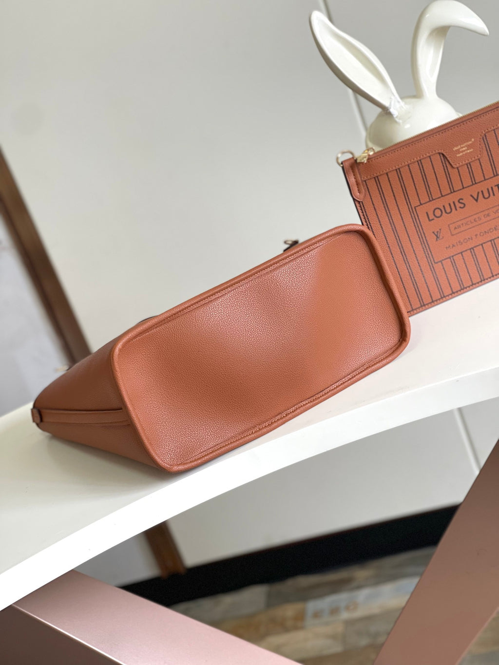 LOUIS VUITTON- LV bag