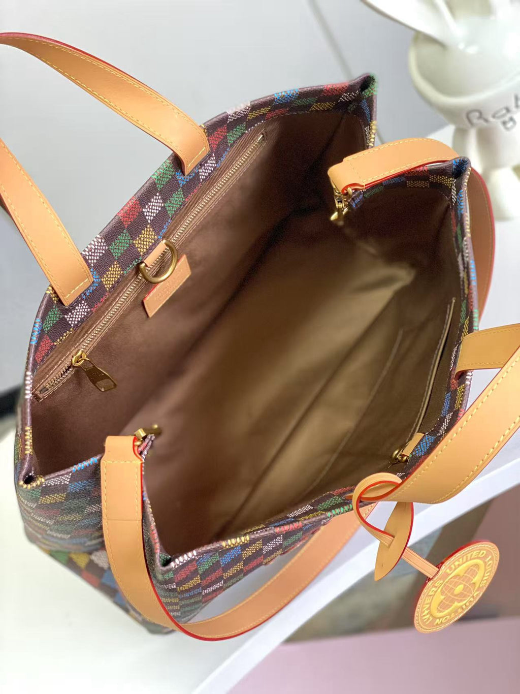 LOUIS VUITTON- LV bag