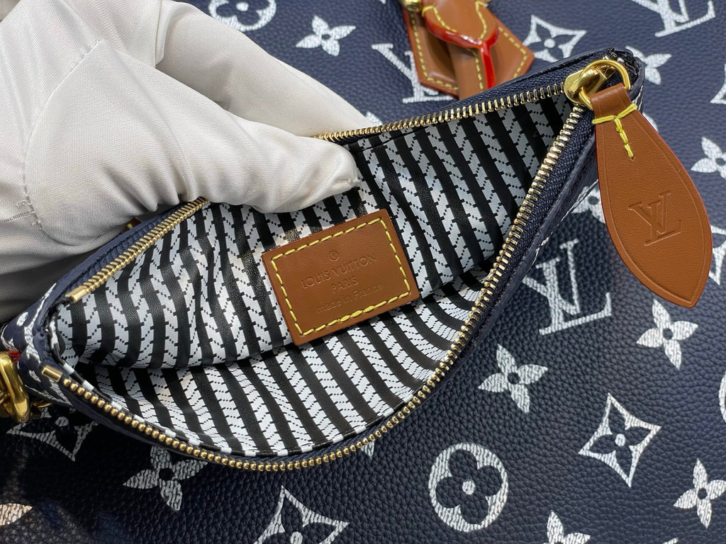 LOUIS VUITTON- LV bag