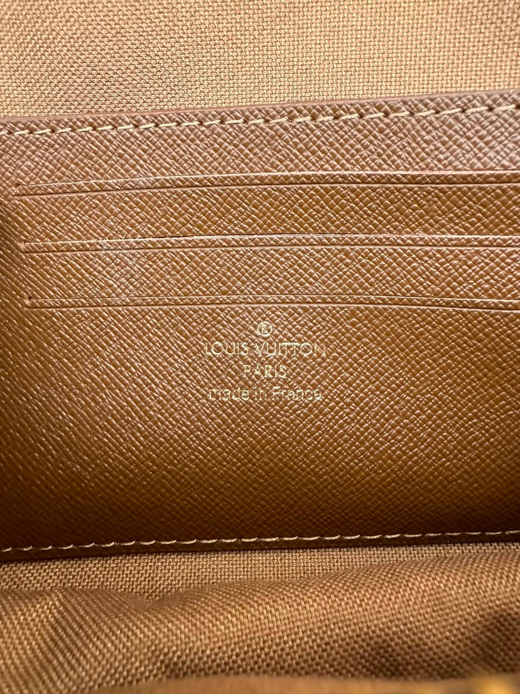 LOUIS VUITTON- LV bag