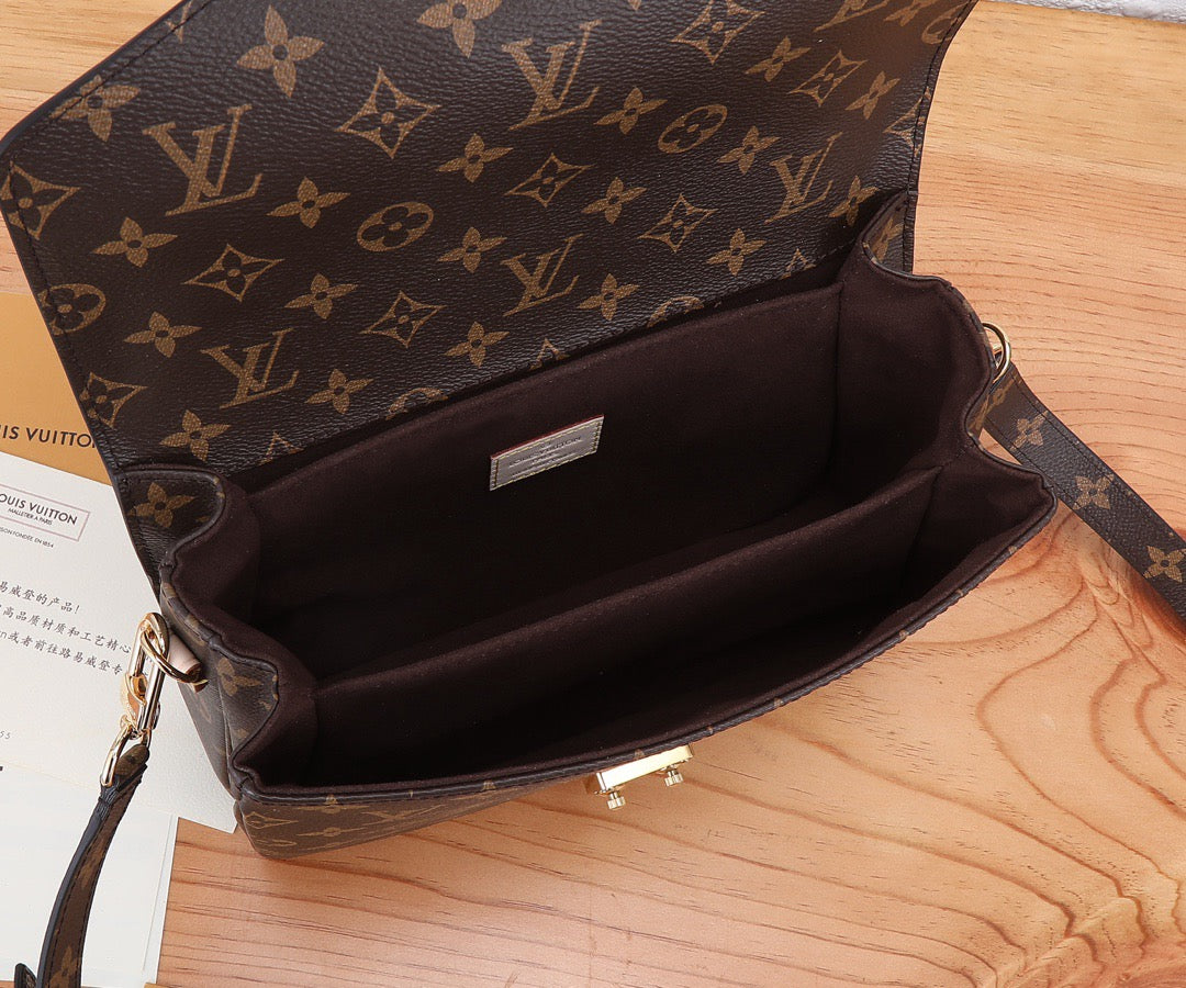 LOUIS VUITTON- LV bag