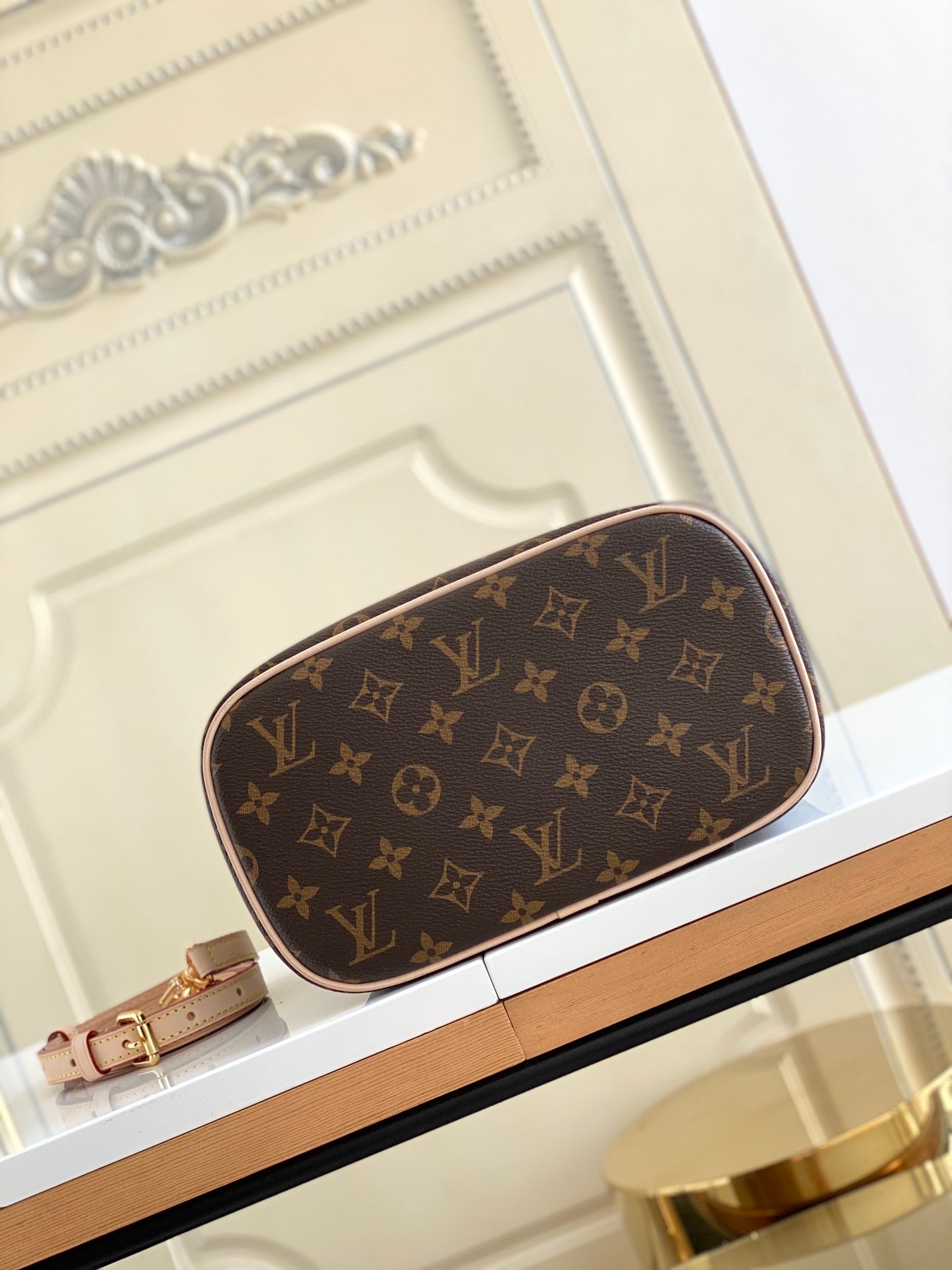 LOUIS VUITTON- LV bag