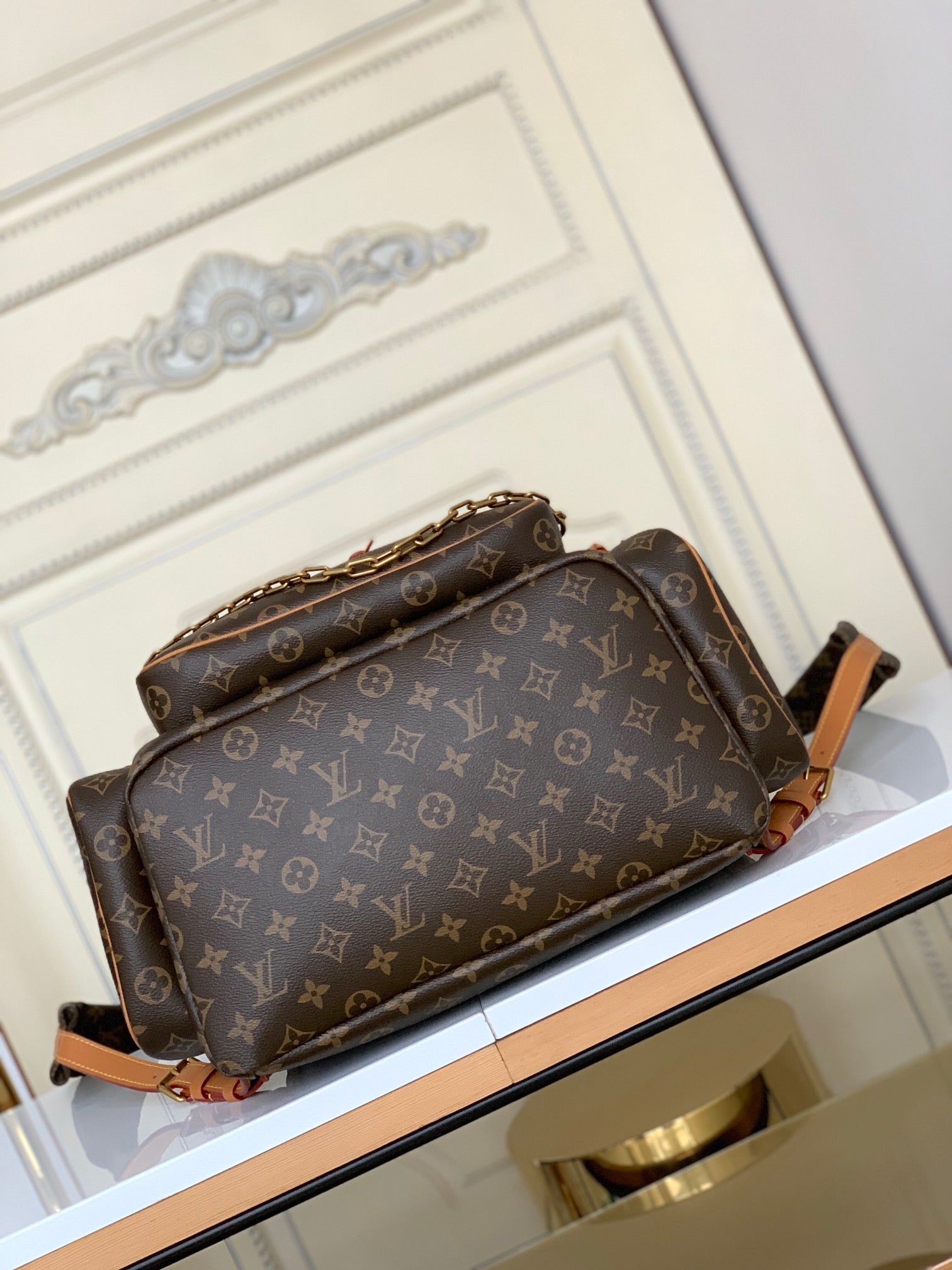 LOUIS VUITTON- LV bag