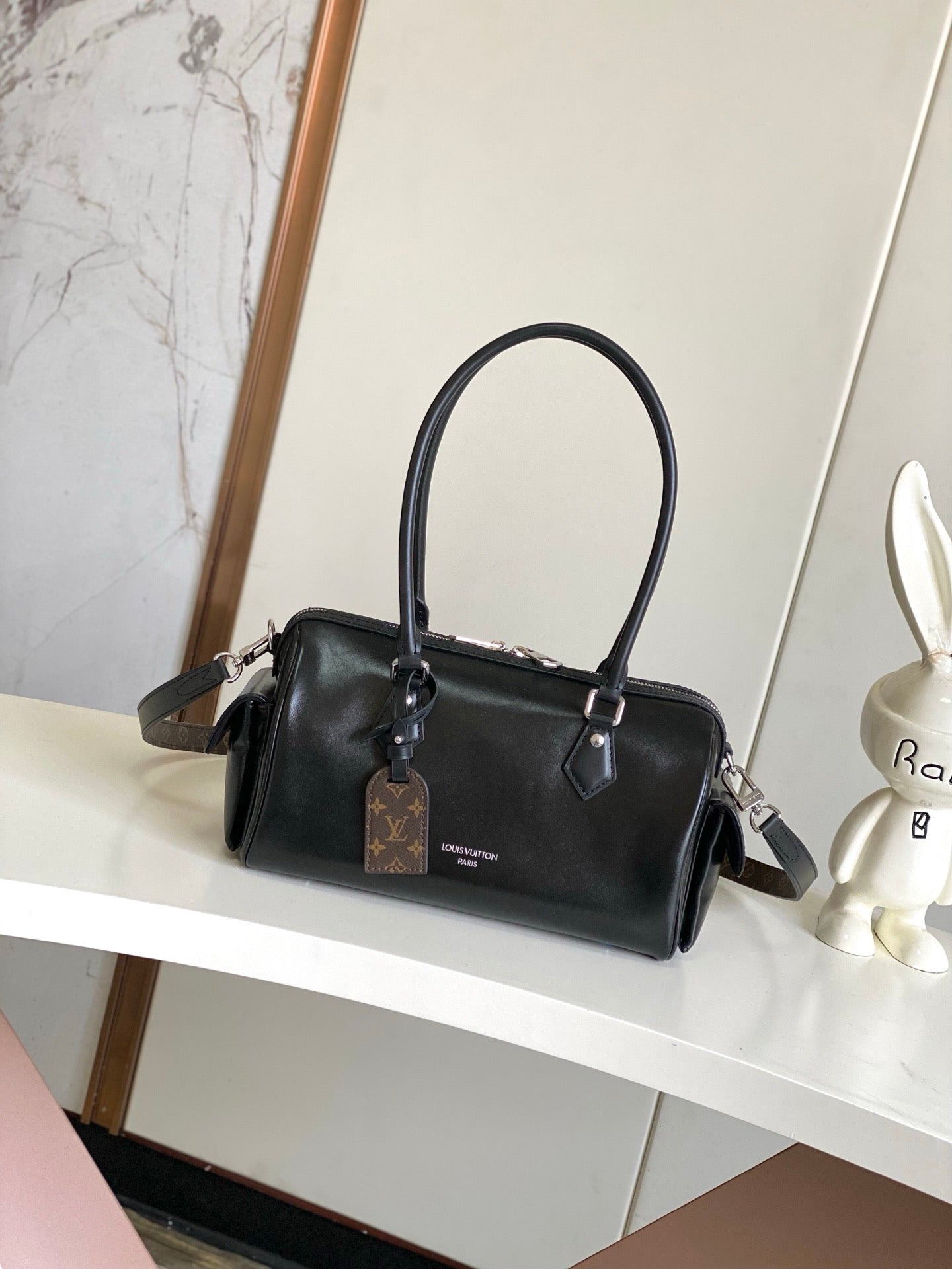 LOUIS VUITTON- LV bag