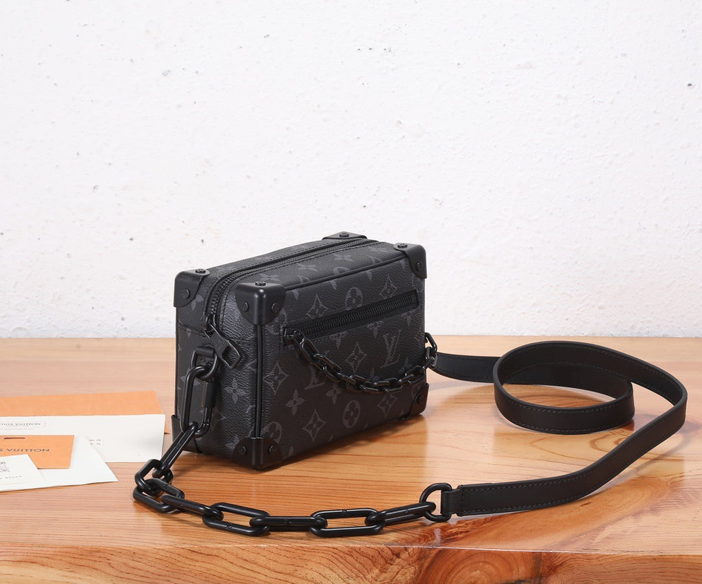 LOUIS VUITTON- LV bag