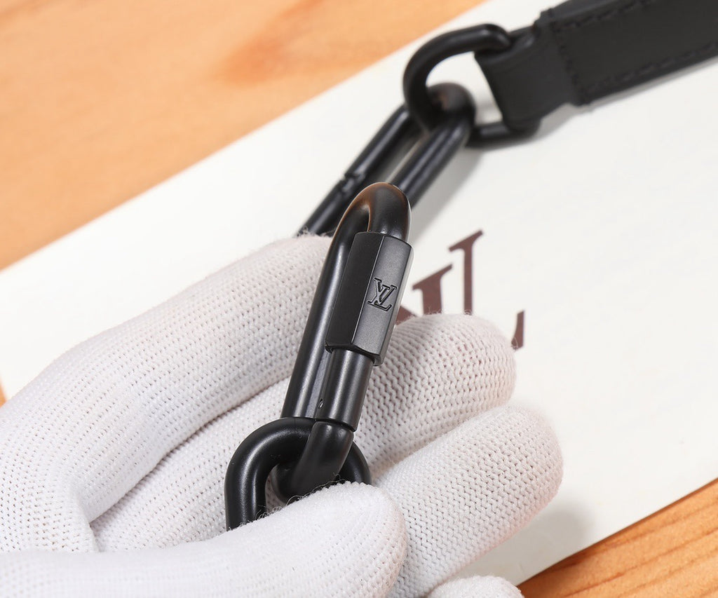 LOUIS VUITTON- LV bag