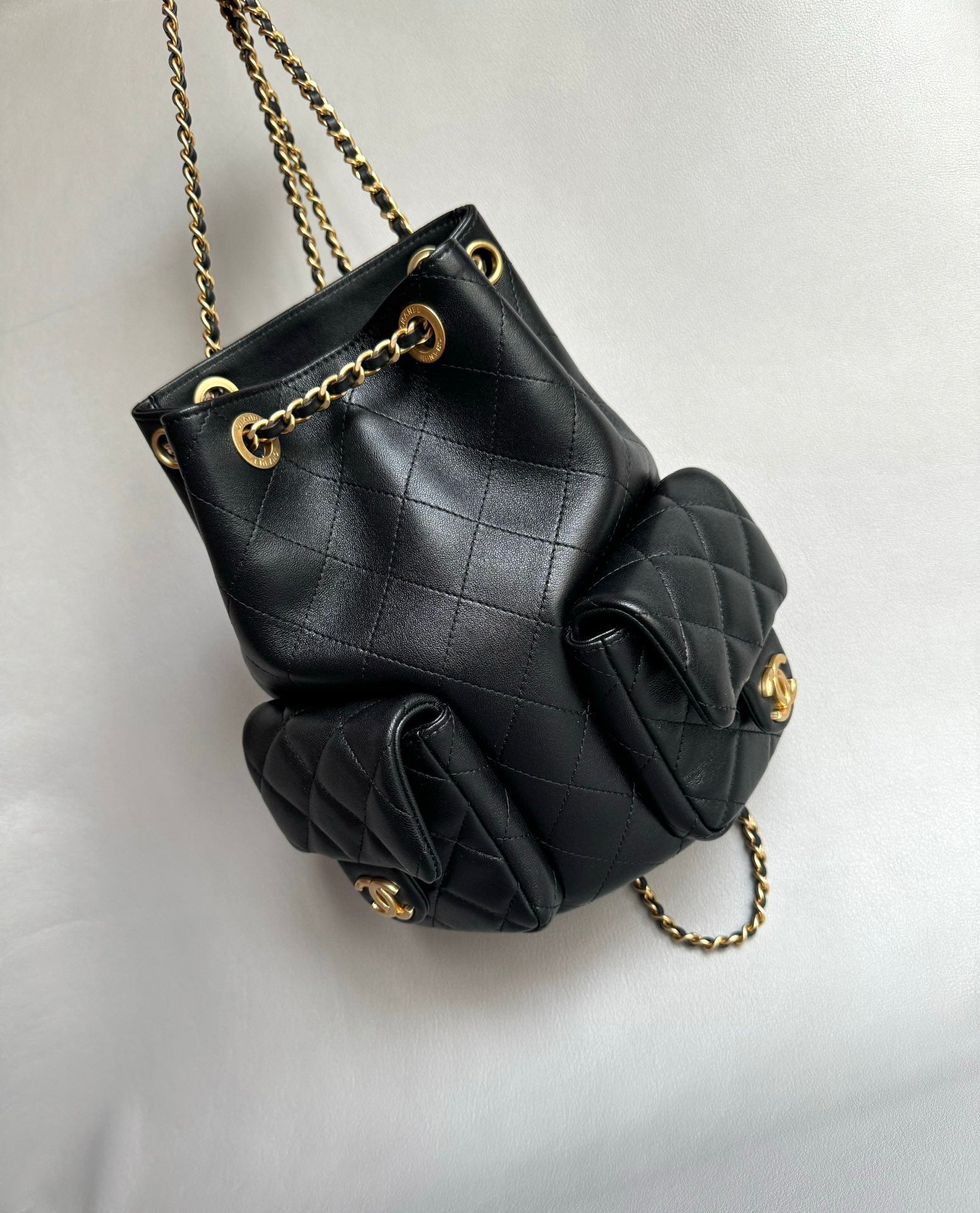 CHANEL-25C backpack golden/sliver