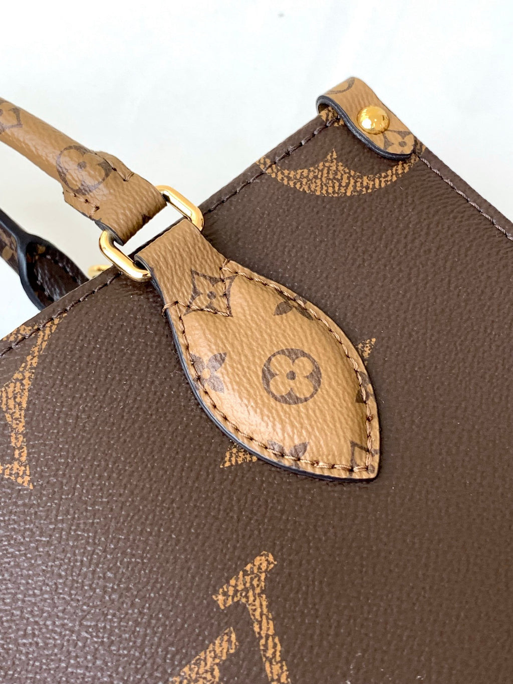 LOUIS VUITTON- LV bag