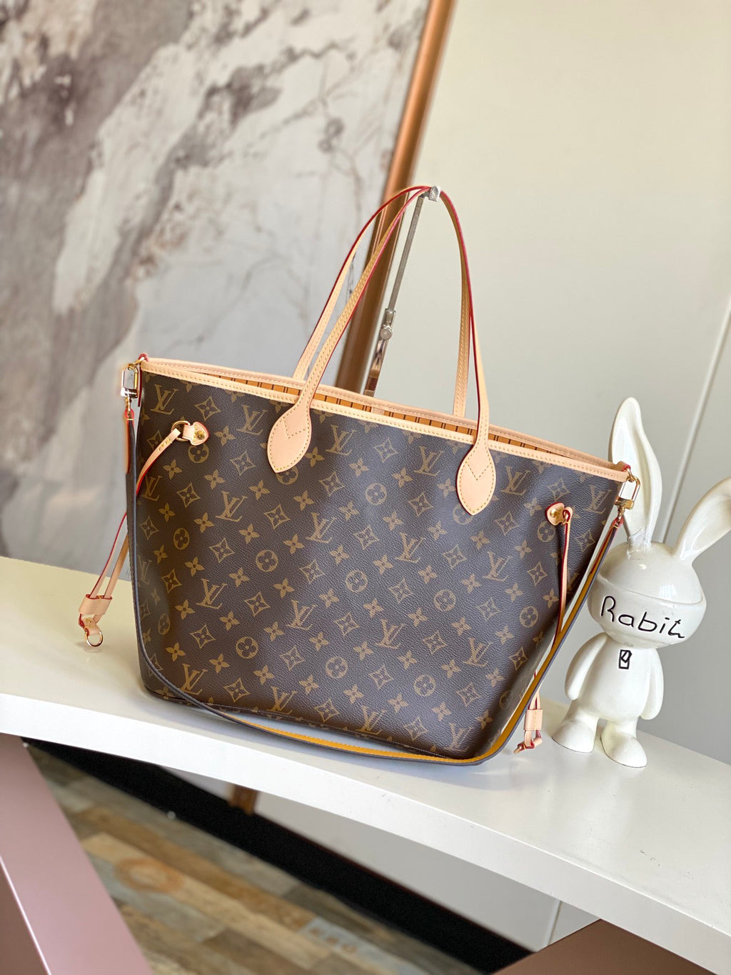 LOUIS VUITTON- LV bag
