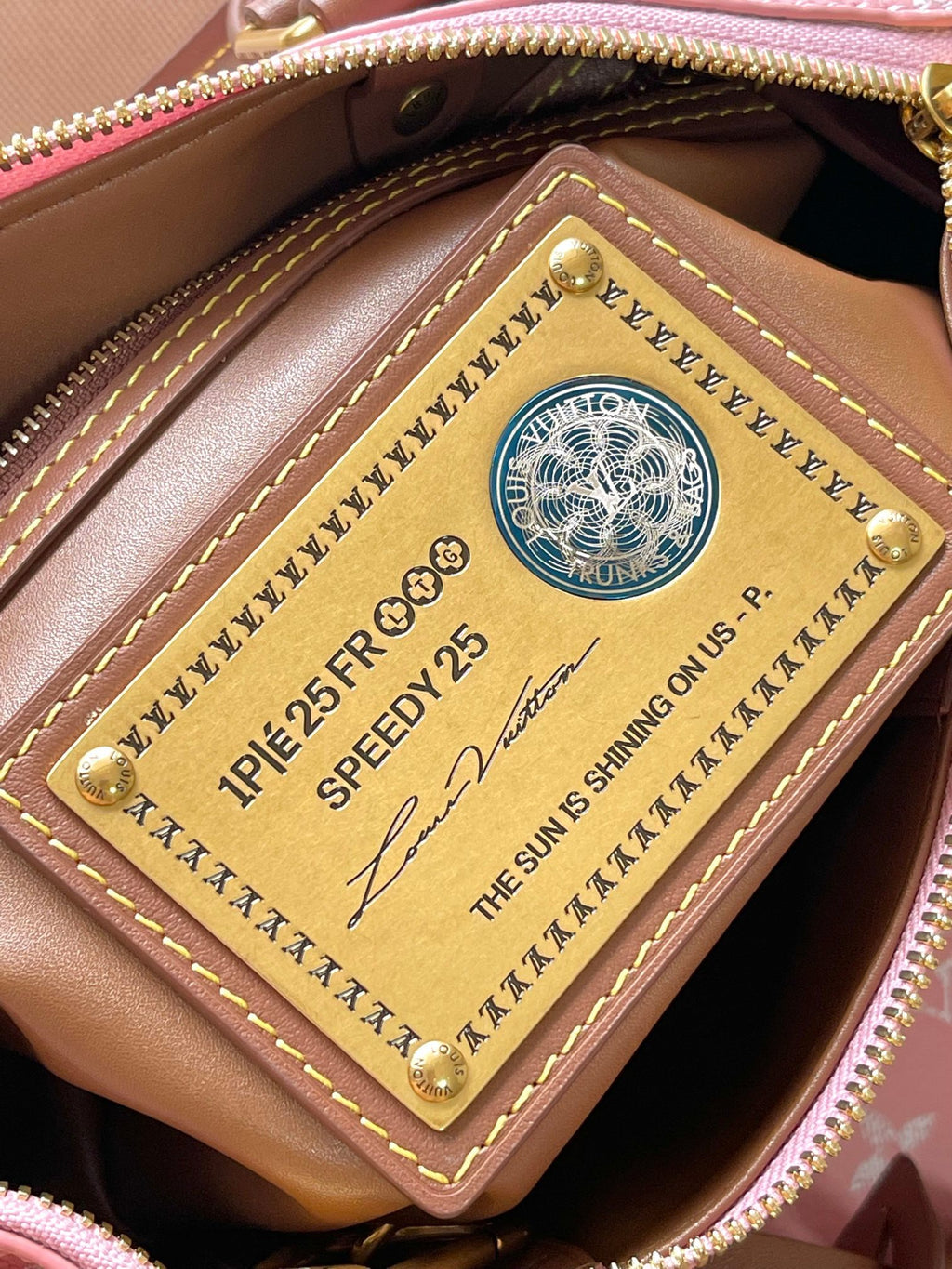 LOUIS VUITTON- LV bag