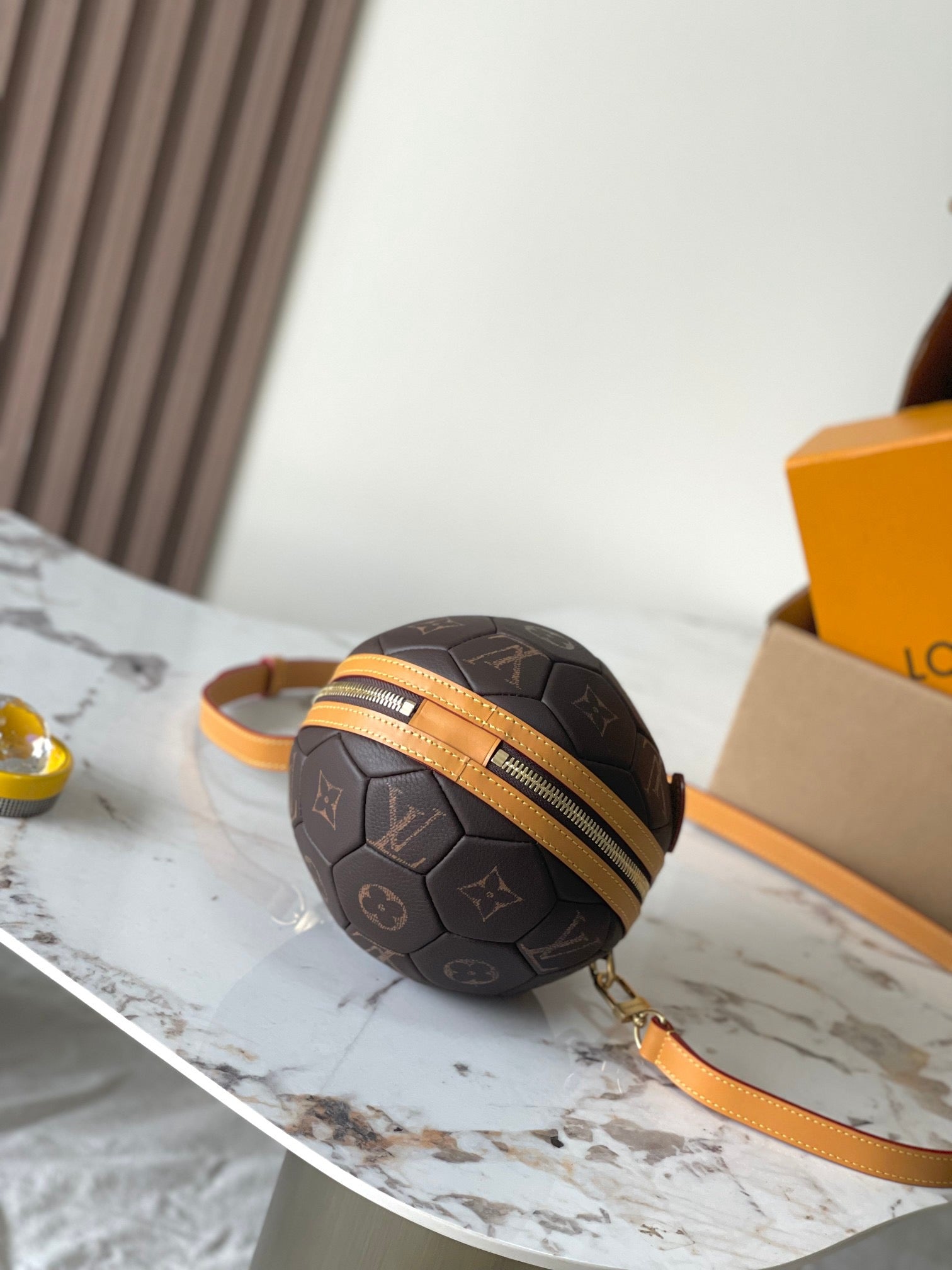 LOUIS VUITTON- LV bag