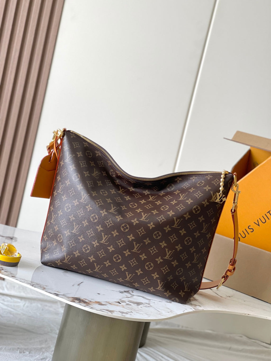 LOUIS VUITTON- LV bag