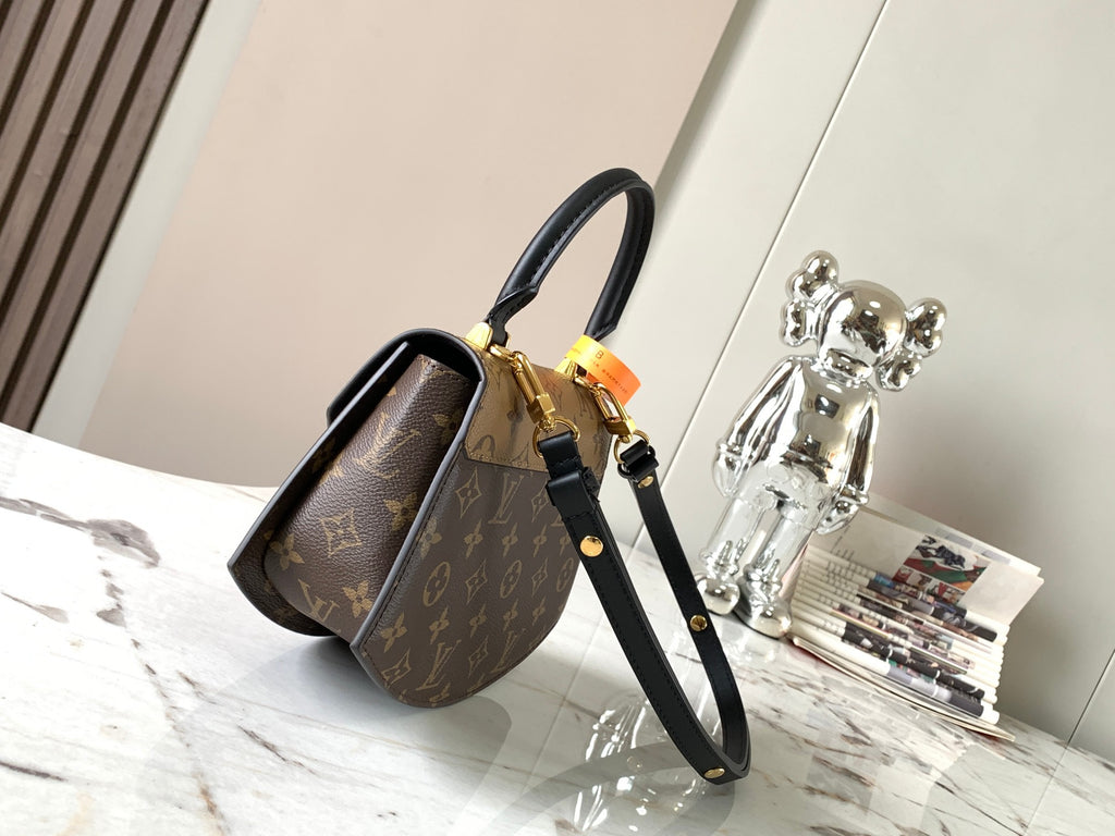 LOUIS VUITTON- LV bag